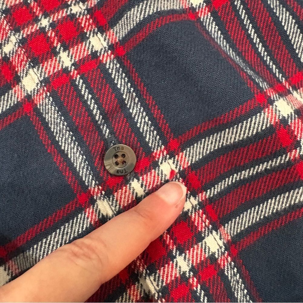 NWT Tna Aritzia Taylor Plaid Oversized Flannel Total Eclipse Deep Red Size XS - Picture 12 of 12